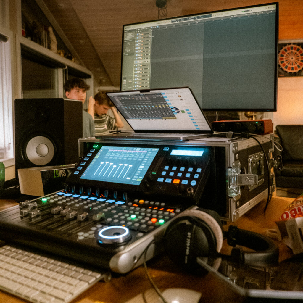 Setup til on-site lydindspilning i et sommerhus